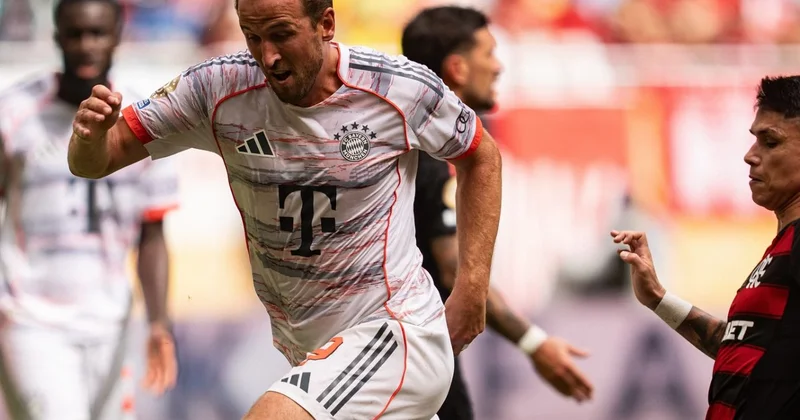 Bayern Münhen inamlı qələbə ilə PSJ yə rəqib oldu