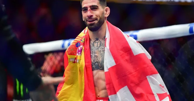 UFC: Topuriya nokautla qazandı