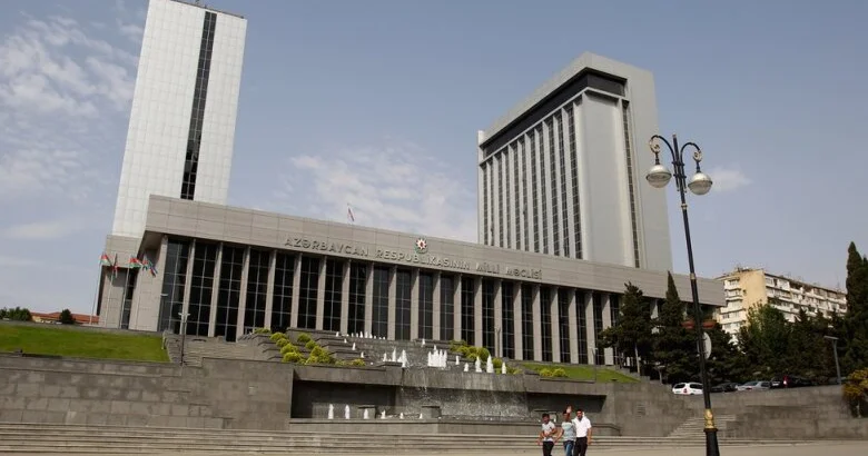 Deputatlarımızın Moskvaya səfəri ləğv olunub