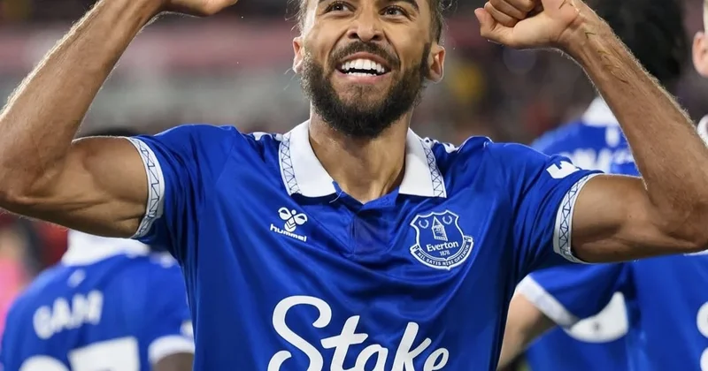 İngiltərə millisinin üzvü “Everton”dan ayrılacaq