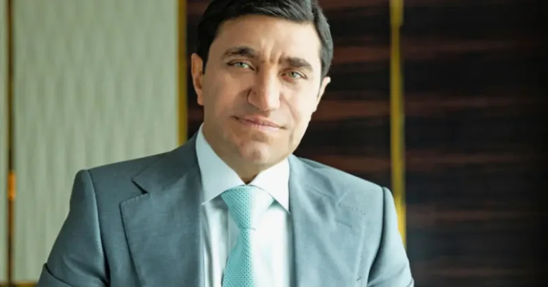 Putin Qod Nisanovu təltif etdi