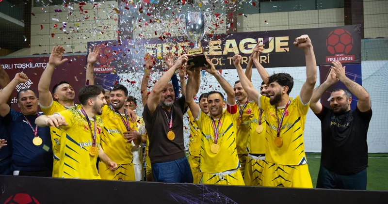 Yelo Bank şirkətlərarası futbol liqasının çempionu olub