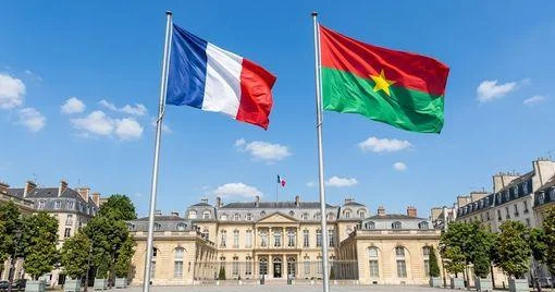Burkina Faso Fransaya səfirliyini bağlamaq üçün bir həftə vaxt verib