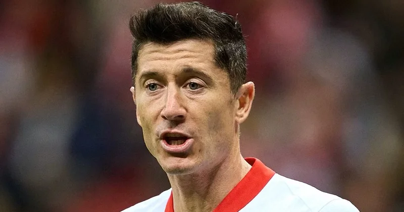“Çikaqo Fayr” Robert Levandovskinin transferini açıqlayıb