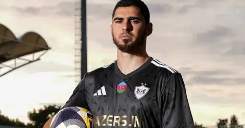 “Qarabağ”dan ayrılan oyunçu Rusiyaya gedir?