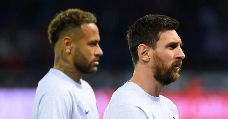 Neymar və Messi Venesueladakı zərərçəkənlərə kömək üçün külli miqdarda pul köçürdülər