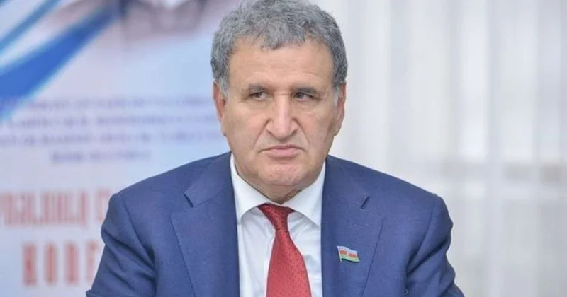 Həbibbəyli məsələsinə Cəlaloğlunun reaksiyası: “Orta səviyyəli alimdir”