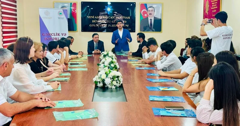 Xaçmazda erkən nikahların fəsadları müzakirə olundu