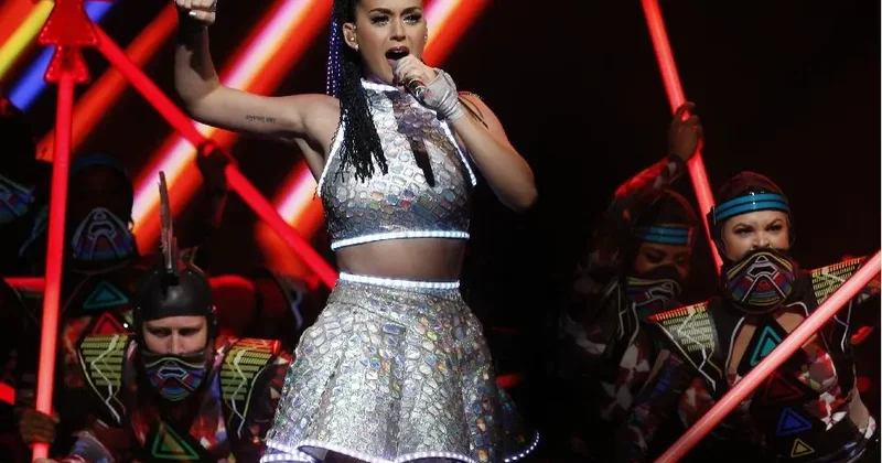 Məşhur müğənninin konserti hava şəraitinə görə ləğv edildi