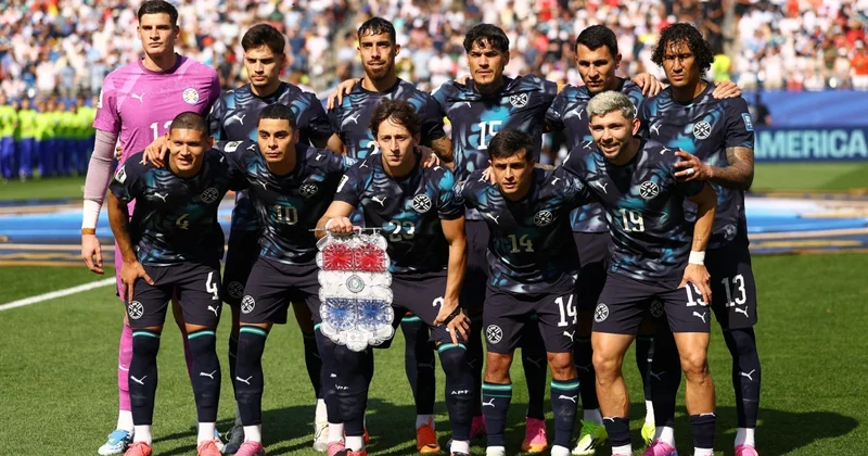 Paraqvay rəqibini gözləyir Fransa və ya İsveç