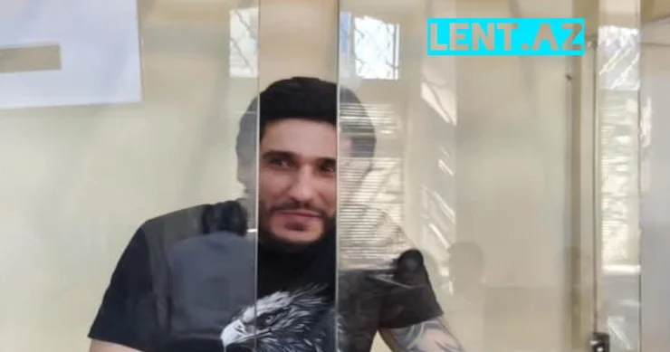 Tiktoker Roşka intihara cəhd edib