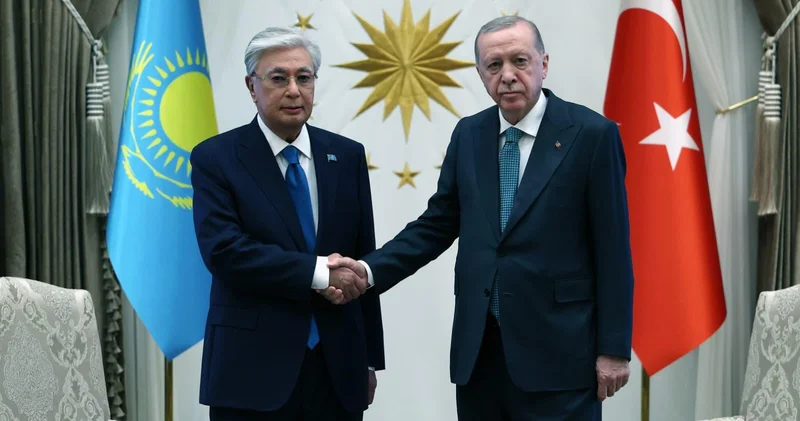 Ərdoğanla Kasım Jomart Tokayevin rəsmi görüşü başlayıb