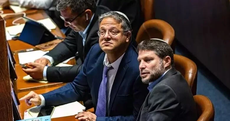İki nazirin Hollandiyaya girişi qadağan edilib