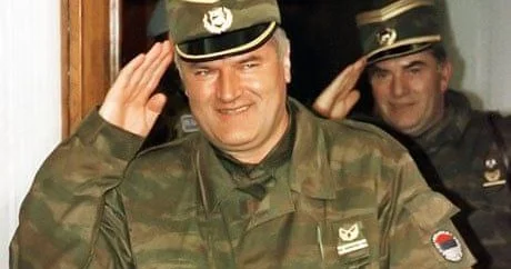 Haaqa Məhkəməsi Ratko Mladiçin vaxtından əvvəl azadlığa buraxılmasını rədd etdi KONKRET
