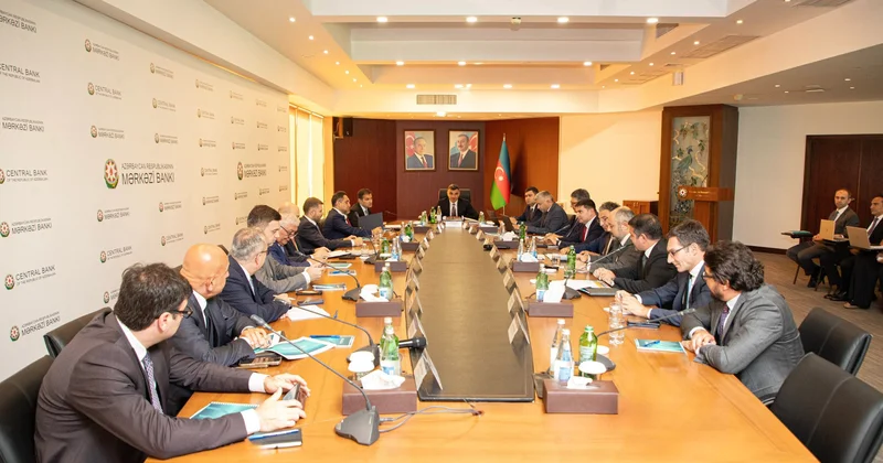 Taleh Kazımov bank rəhbərləri ilə strateji prioritetləri müzakirə edib