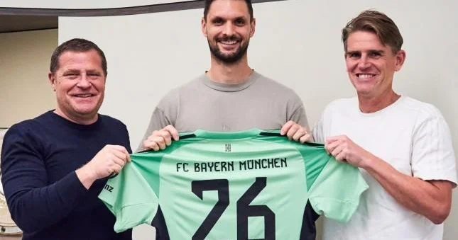 Bavariya 37 yaşlı qapıçı ilə müqaviləni uzatdı