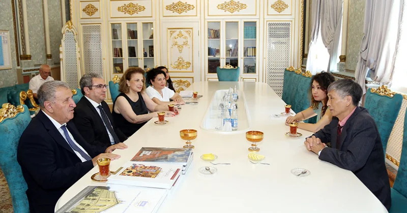 AMEA da vyetnamlı alimlərlə görüş olub