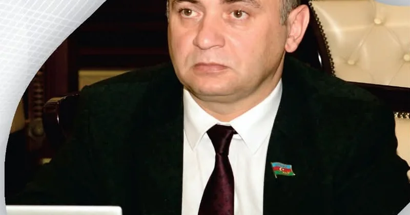 Deputat seçicilərinə hesabat verdi