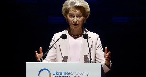 Фон дер Ляйен обвинили во лжи