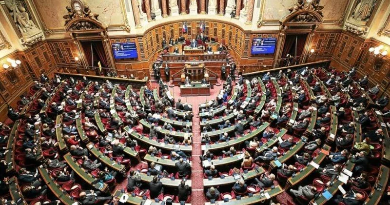 Fransanın “qətnamə oyunu”: Erməni diasporası korrupsiyaya bulaşmış siyasətçiləri yönləndirir