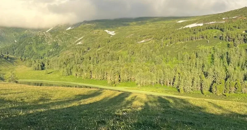 Katon Qaraqay yüksək yanğın təhlükəsi səbəbindən turistlər üçün bağlanıb
