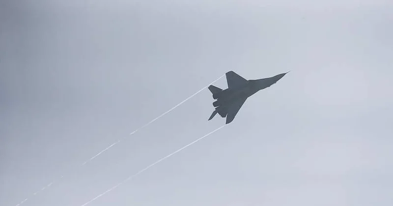 Bild пишет о крушении военного самолета на востоке Германии