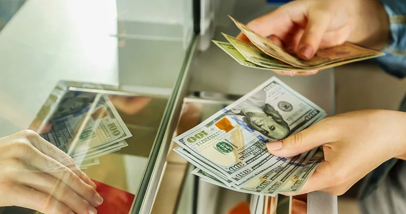 Dollar sabit qaldı, avro və rubl sürətlə ucuzlaşdı Bu günün məzənnələri