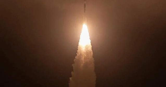 Çin yeni kosmik raketi orbitə buraxdı