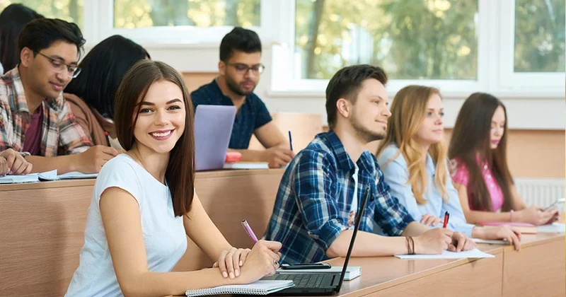 160 mindən çox tələbənin təqaüdü artırılır Tarix MƏLUM OLDU
