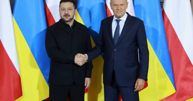 Zelenski və Tusk təhlükəsizlik və investisiya məsələlərini müzakirə ediblər