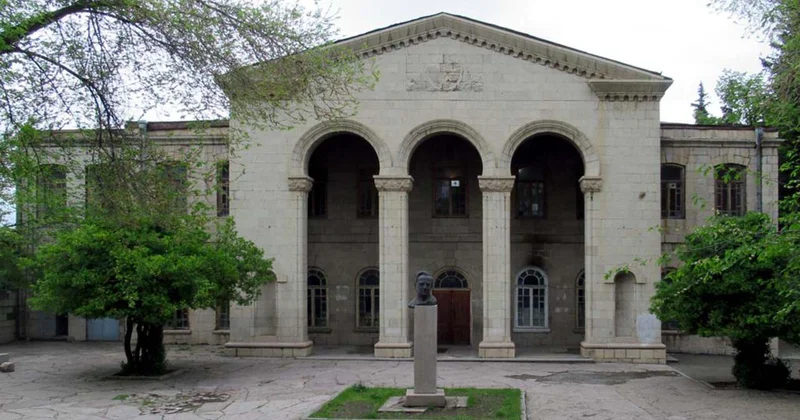 Bu abidələrimiz bərpa olunur