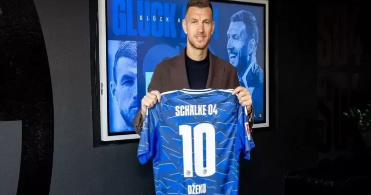 40 yaşlı Edin Dzeko daha bir mövsümü Şalke də keçirəcək