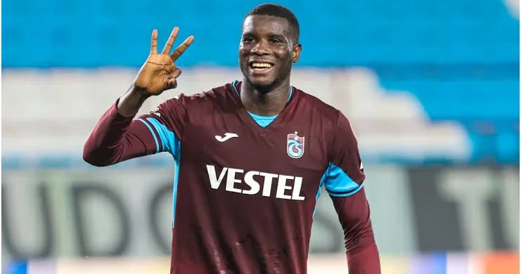 İngiltərə klubu “Trabzonspor”un hücumçusuna “elçi düşdü”