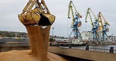 Rusiya yenidən Odessa və Çernomorsk limanlarına zərbələr endirib, Ukraynanın taxıl dəhlizi bağlanıb