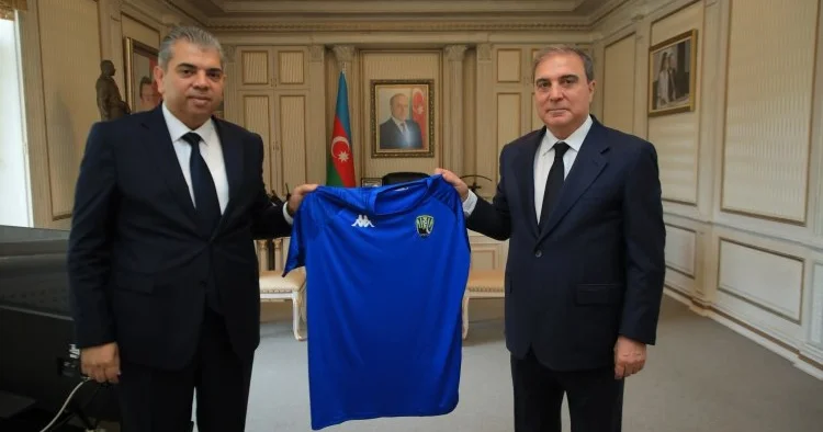 Kəpəz in rəhbəri Gəncənin icra başçısı ilə görüşdü FOTO