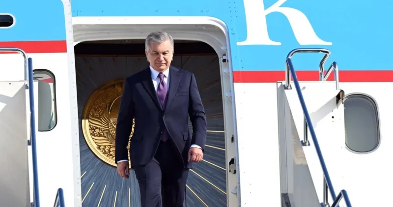 Özbəkistan Prezidenti Qazaxıstana səfər edib