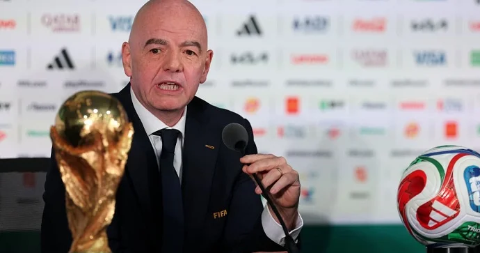 UEFA FIFA prezidentinin Dünya Kuboku paylarının özəl investorlara satılması planına qarşı çıxıb
