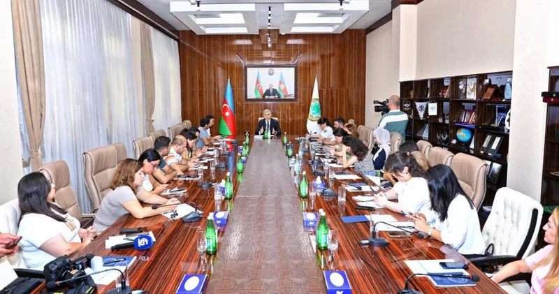 Miqrasiya sahəsində yeniliklər jurnalistlərə təqdim olundu FOTO