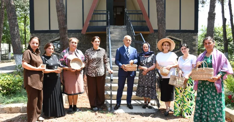 Masallıda həsir toxunma mərkəzinə məişət avadanlıqları hədiyyə olunub FOTOLAR
