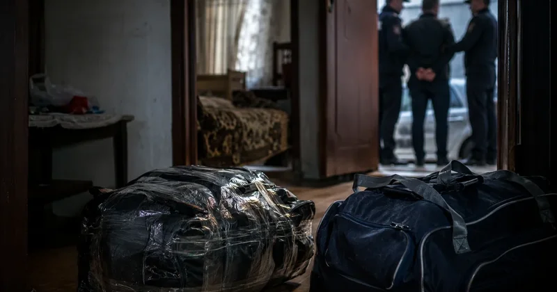 Bakıda törədilən qətllə bağlı yeni detallar: Haradan bilim ki, çantalarda meyit tikələri var?”