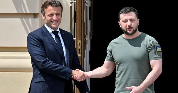 Zelenski Makronla danışdı: Ukrayna Fransaya yardım təklif etdi