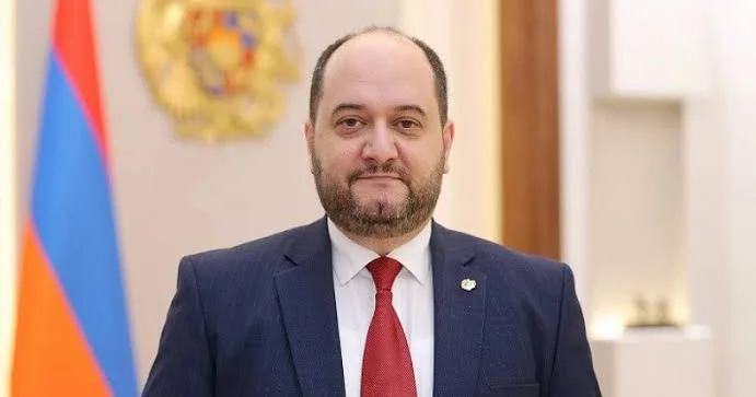 Paşinyanın “sağ əli” yola salınır: “Ölümümlə bağlı...”