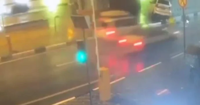 Sürət həddini aşan sürücü ağır qəza törətdi: 5 nəfər həyatını itirdi ANBAAN VİDEO