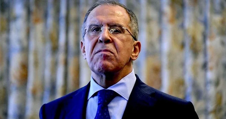 “BİZ YUXARIDAN KÖMƏK ALIRIQ” Lavrov da Putini “ilahiləşdirdi”