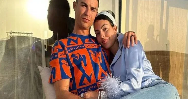 Ronaldo sevgilisi ilə evlənir: toy hazırlığı gedir