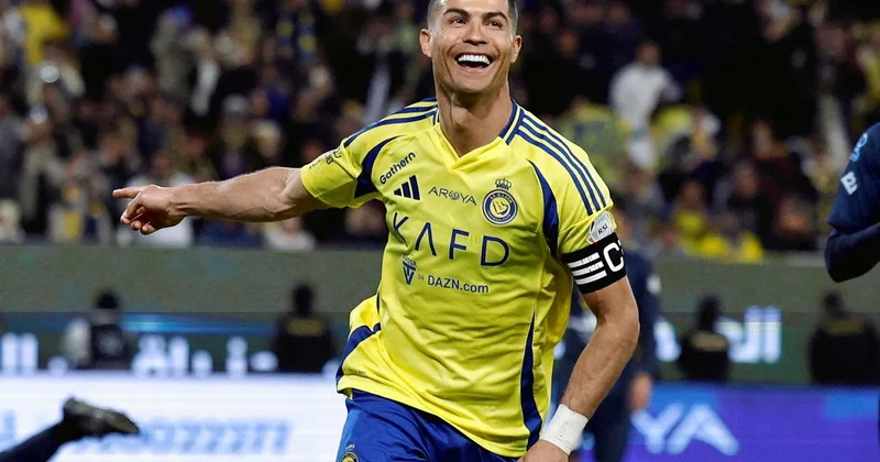 Ronaldu Səudiyyə Ərəbıstanında nə qədər qazanıb?