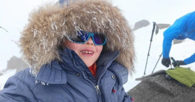 7 yaşlı uşaq Elbrus dağına çıxmaqla rekord vurdu