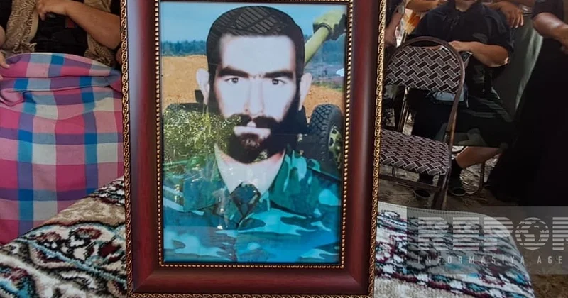 İtkin şəhid Sumbat Əliyevlə vida mərasimi keçirildi FOTOLAR