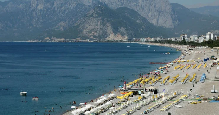 Turistlərin sayına görə rekord qıran 3 şəhər