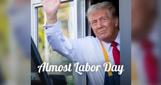 Белый дом показал Трампа за работой в McDonald s Minval Politika